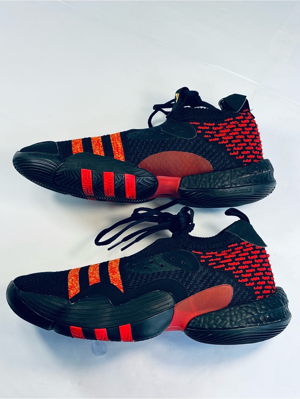 Adidas Trae Young 2.0 Atlanta Hawks Basketball Shoes HQ0986 Men's 91/2 Black Red